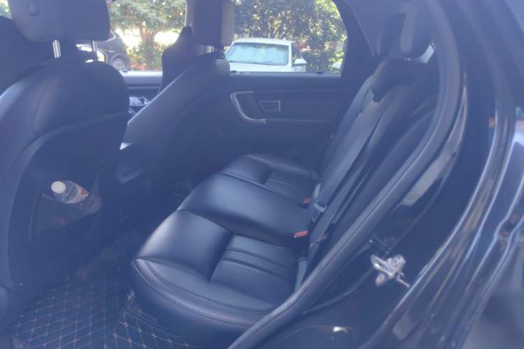 Used Land Rover Discovery Sport 2017 2.0T SE Left Rear Seat