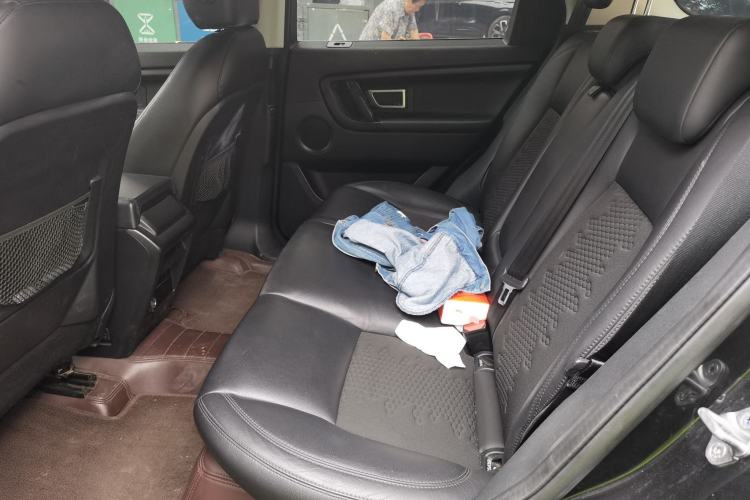 Used Land Rover Discovery Sport 2017 2.0T PURE Left Rear Seat