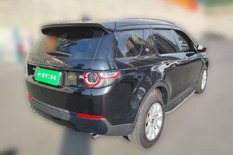 Used Land Rover Discovery Sport 2017 2.0T SE Rear Right 45 Deg