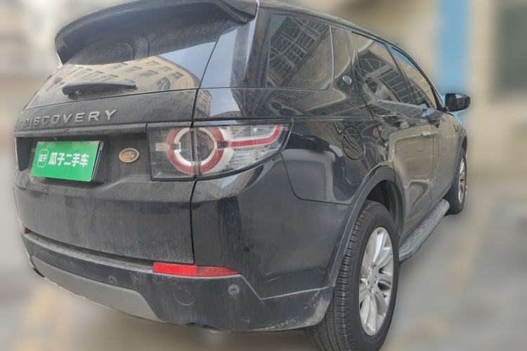 Used Land Rover Discovery Sport 2017 2.0T SE Rear Right 45 Deg