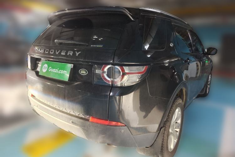 Used Land Rover Discovery Sport 2017 2.0T SE Rear Right 45 Deg