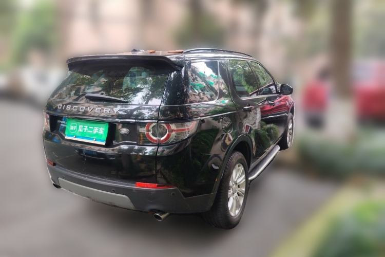 Used Land Rover Discovery Sport 2017 2.0T SE Rear Right 45 Deg
