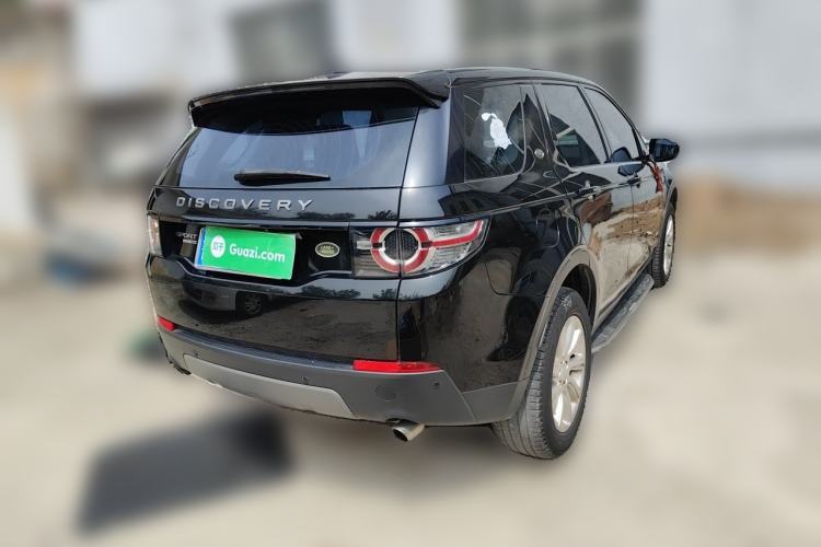 Used Land Rover Discovery Sport 2017 2.0T SE Rear Right 45 Deg