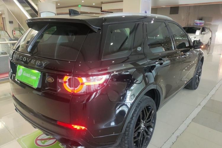 Used Land Rover Discovery Sport 2017 2.0T SE Rear Right 45 Deg