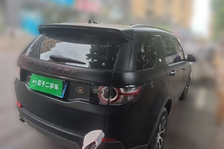 Used Land Rover Discovery Sport 2017 2.0T SE Rear Right 45 Deg