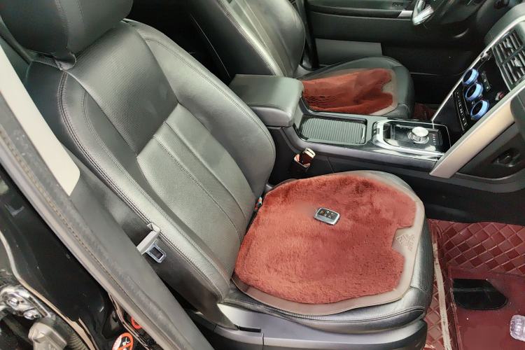 Used Land Rover Discovery Sport 2017 2.0T SE Right Front Seat