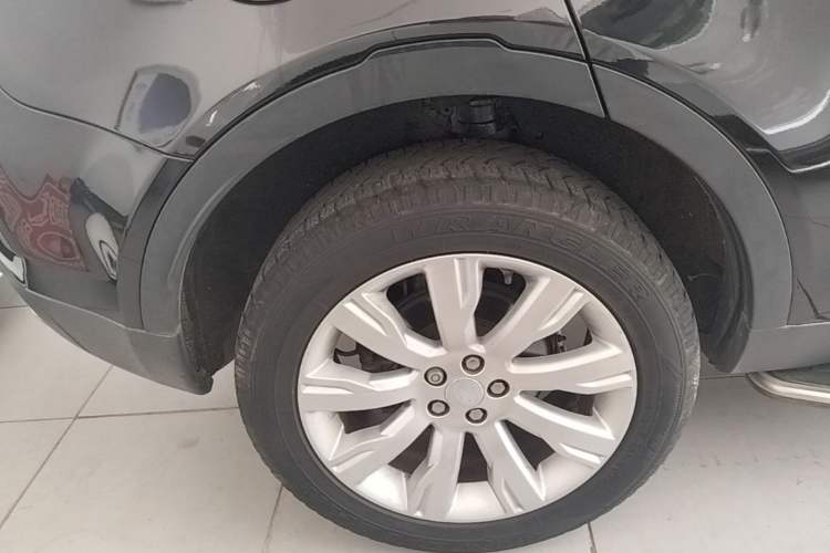 Used Land Rover Discovery Sport 2017 2.0T HSE LUXURY Right Rear Wheel Hub