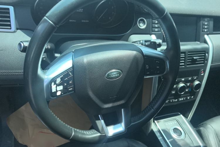 Used Land Rover Discovery Sport 2017 2.0T HSE Steering Wheel