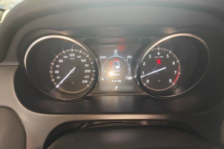 Used Land Rover Discovery Sport 2017 2.0T SE Steering Wheel