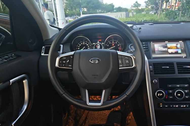 Used Land Rover Discovery Sport 2017 2.0T SE Steering Wheel