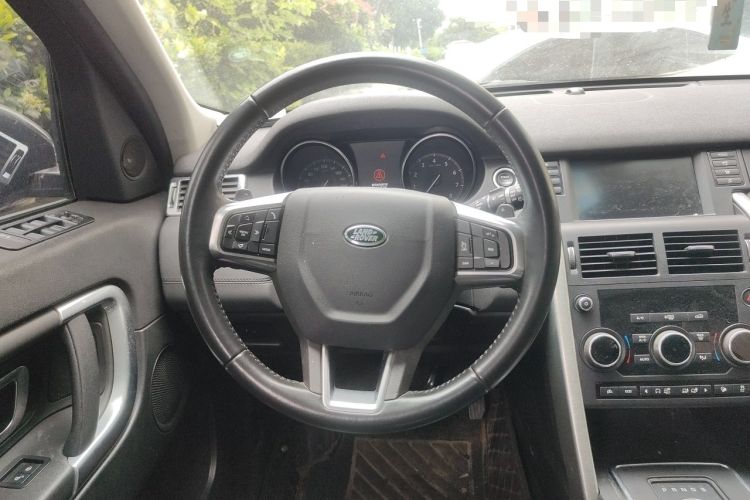 Used Land Rover Discovery Sport 2017 2.0T SE Steering Wheel