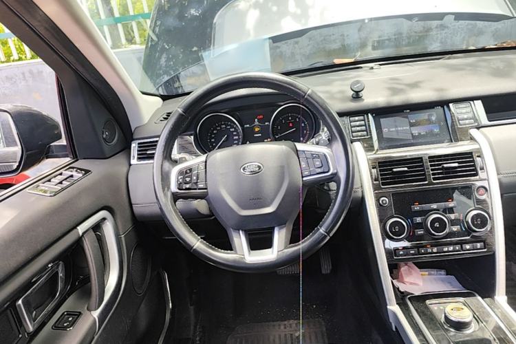 Used Land Rover Discovery Sport 2017 2.0T SE Steering Wheel