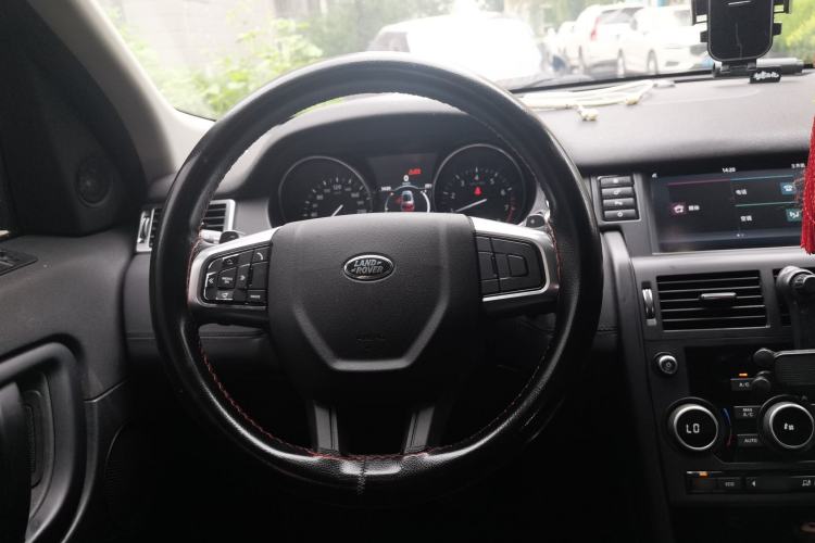 Used Land Rover Discovery Sport 2017 2.0T PURE Steering Wheel