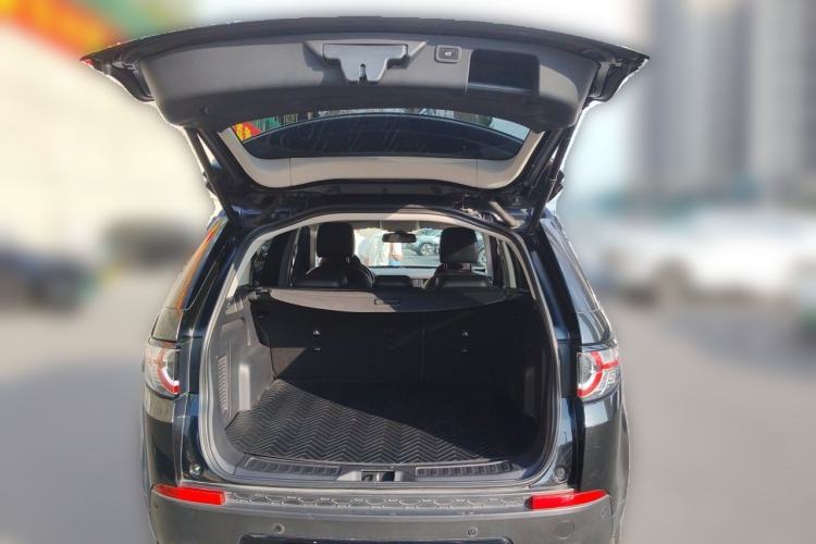 Used Land Rover Discovery Sport 2017 2.0T SE Trunk