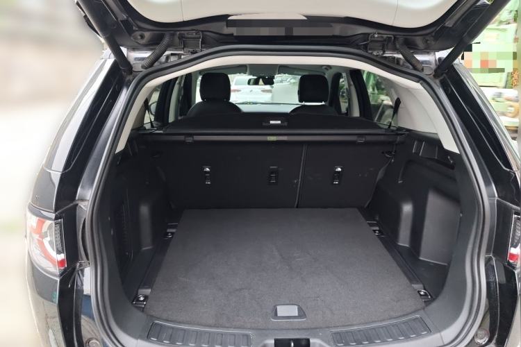 Used Land Rover Discovery Sport 2017 2.0T SE Trunk