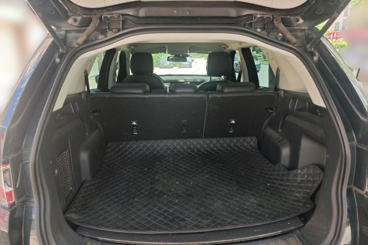Used Land Rover Discovery Sport 2017 2.0T SE Trunk