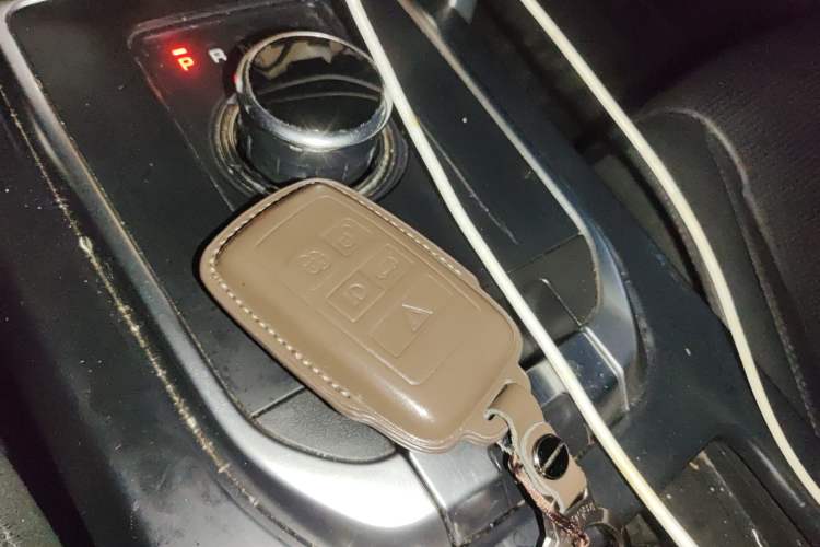 Used Land Rover Discovery Sport 2017 2.0T SE Vehicle Key