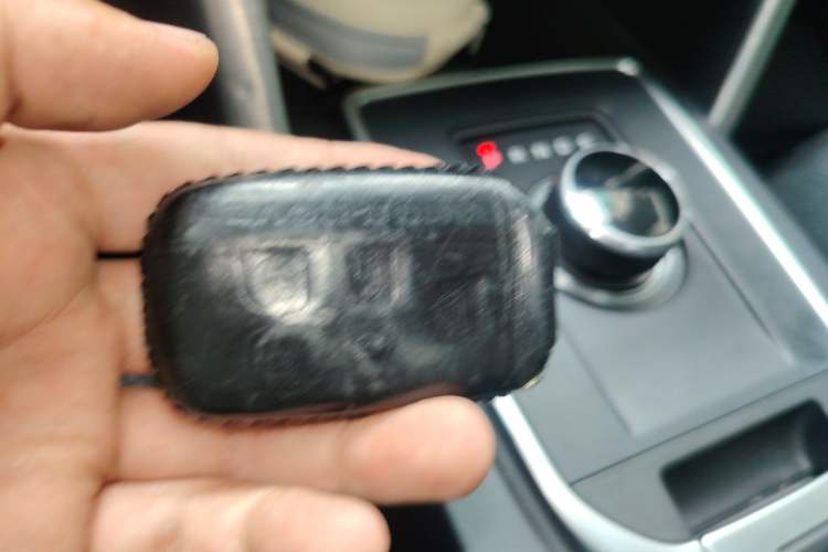 Used Land Rover Discovery Sport 2017 2.0T SE Vehicle Key
