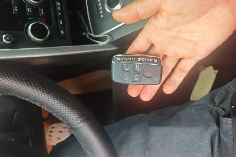 Used Land Rover Discovery Sport 2017 2.0T SE Vehicle Key