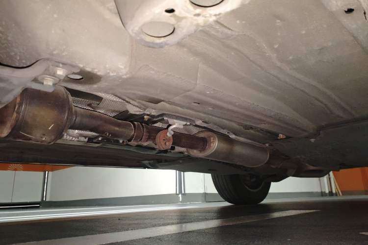 Used Land Rover Discovery Sport 2017 2.0T SE Chassis Front Left