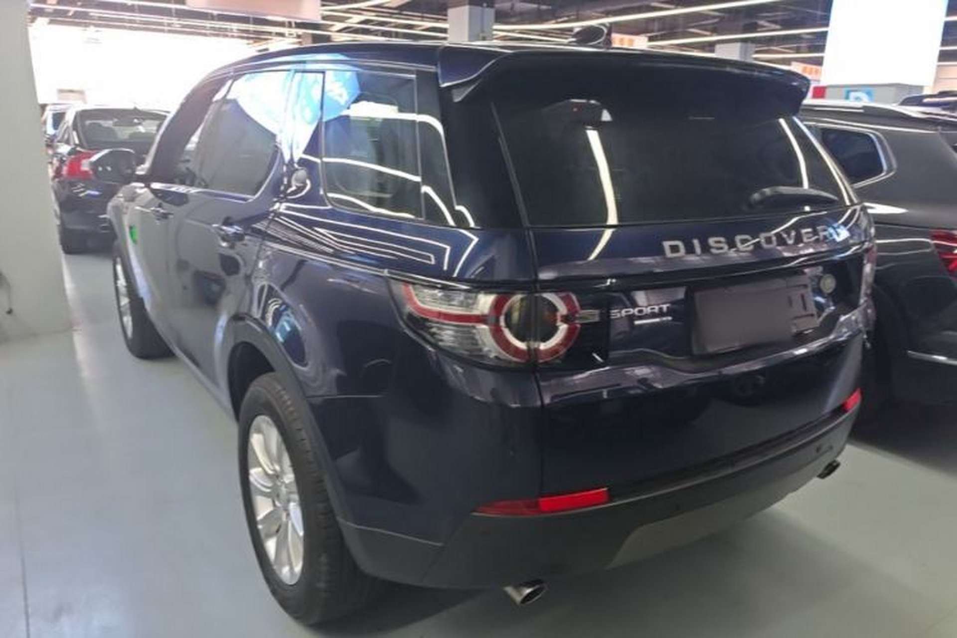 Used Land Rover Discovery Sport 2017 2.0T SE Rear Left 45 Deg