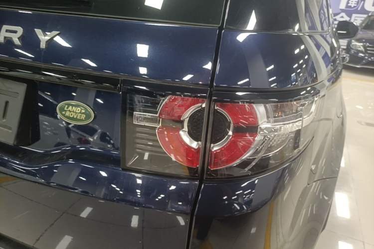 Used Land Rover Discovery Sport 2017 2.0T PURE Right Rear Taillight