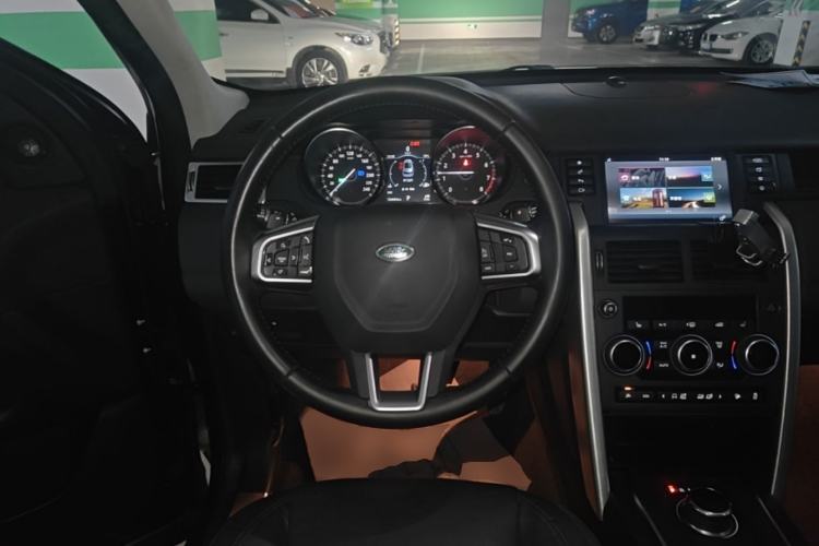 Used Land Rover Discovery Sport 2017 2.0T HSE Steering Wheel
