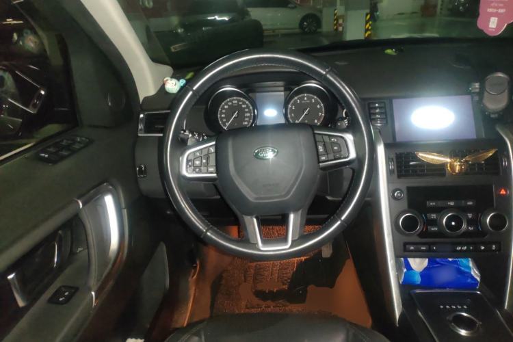 Used Land Rover Discovery Sport 2017 2.0T SE Steering Wheel