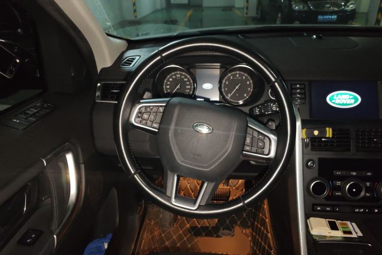 Used Land Rover Discovery Sport 2017 2.0T SE Steering Wheel