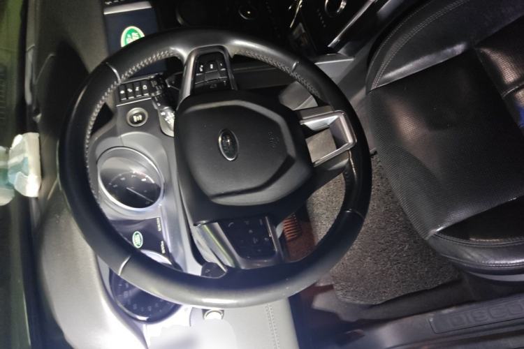 Used Land Rover Discovery Sport 2017 2.0T HSE Steering Wheel