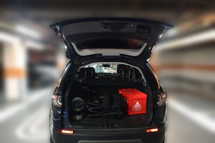 Used Land Rover Discovery Sport 2017 2.0T SE Trunk
