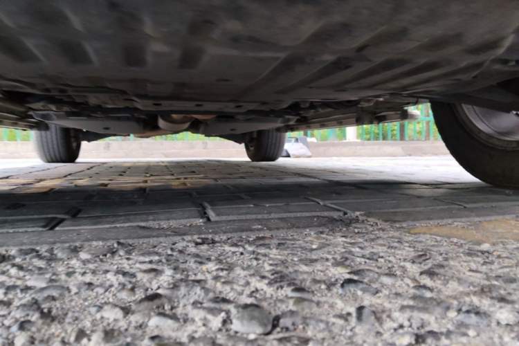 Used Land Rover Discovery Sport 2017 2.0T SE Chassis Front