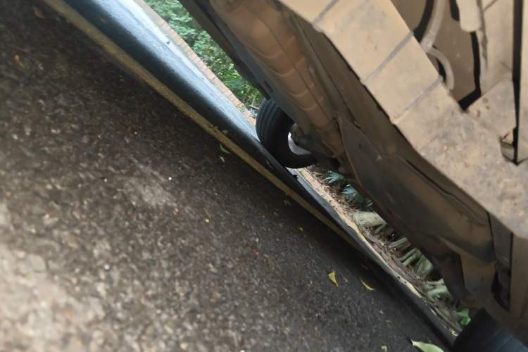 Used Land Rover Discovery Sport 2017 2.0T HSE Chassis Front Left