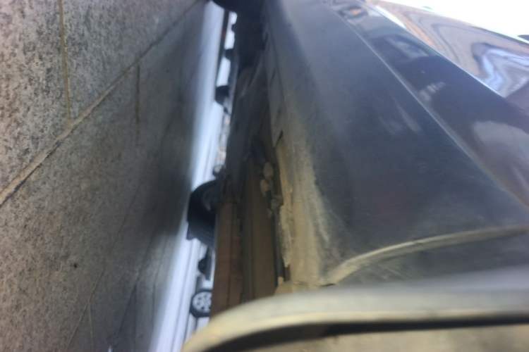 Used Land Rover Discovery Sport 2017 2.0T HSE Chassis Front Right