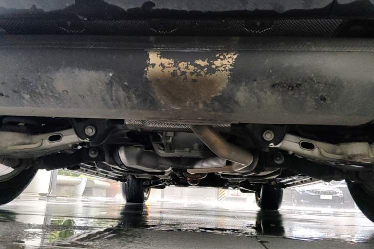 Used Land Rover Discovery Sport 2017 2.0T PURE Chassis Rear
