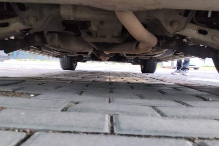 Used Land Rover Discovery Sport 2017 2.0T SE Chassis Rear