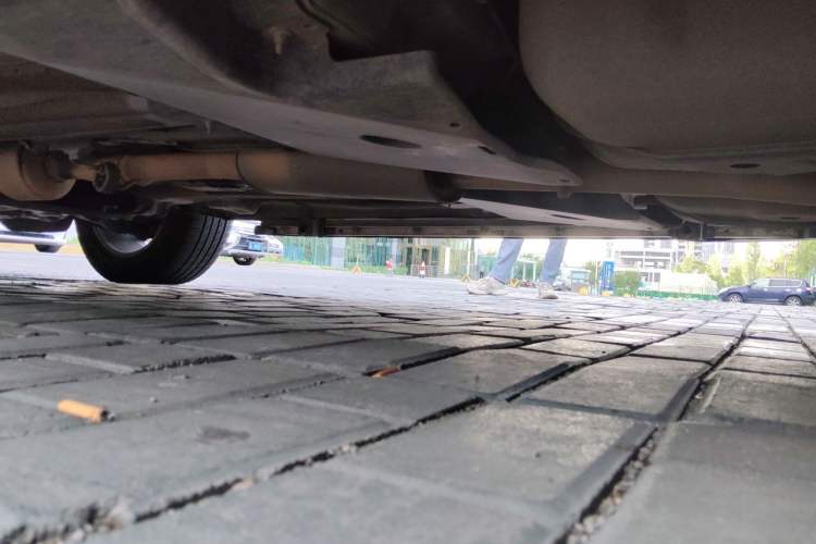 Used Land Rover Discovery Sport 2017 2.0T SE Chassis Rear Left