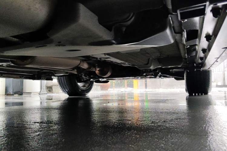 Used Land Rover Discovery Sport 2017 2.0T PURE Chassis Rear Right