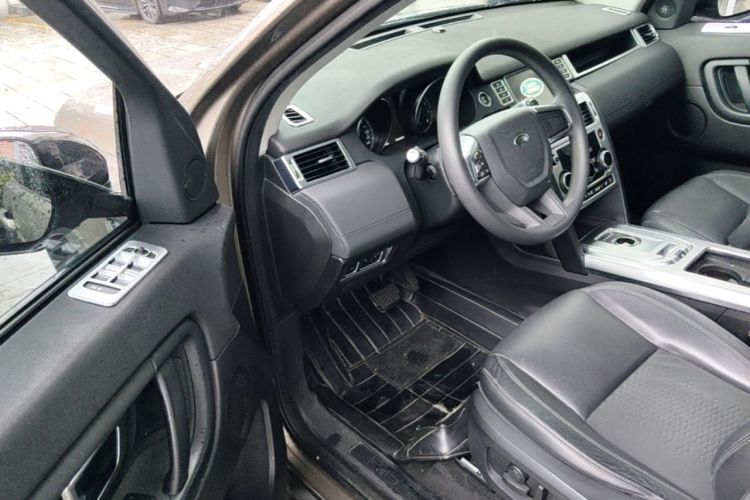 Used Land Rover Discovery Sport 2017 2.0T PURE Driver Seat