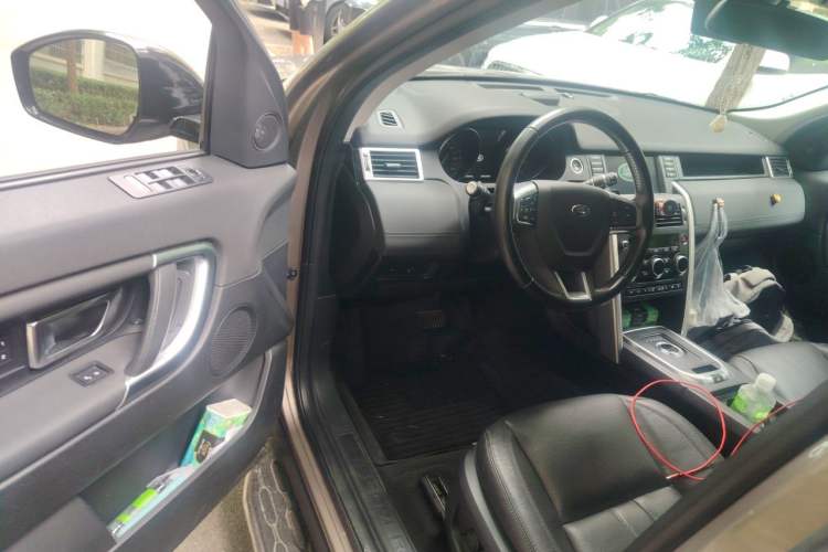 Used Land Rover Discovery Sport 2017 2.0T HSE Driver Seat
