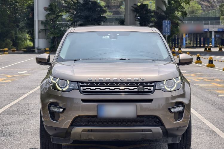 Used Land Rover Discovery Sport 2017 2.0T SE Exterior 1