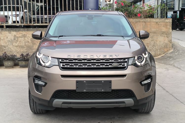 Used Land Rover Discovery Sport 2017 2.0T SE Exterior 1