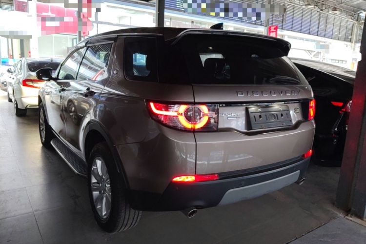Used Land Rover Discovery Sport 2017 2.0T SE Exterior 2