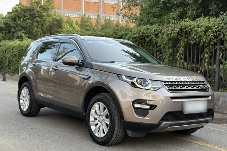 Used Land Rover Discovery Sport 2017 2.0T SE Exterior 3