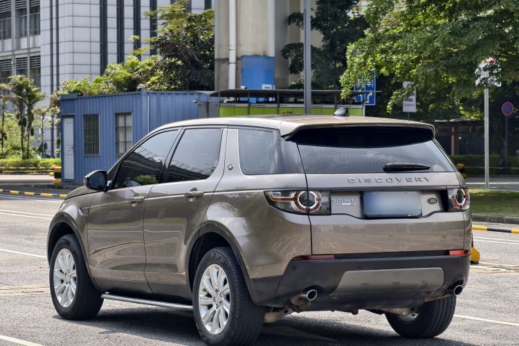 Used Land Rover Discovery Sport 2017 2.0T SE Exterior 5