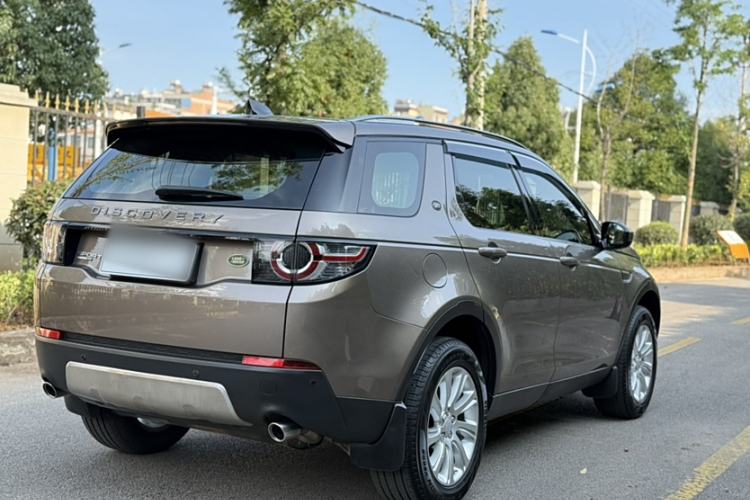 Used Land Rover Discovery Sport 2017 2.0T SE Exterior 6