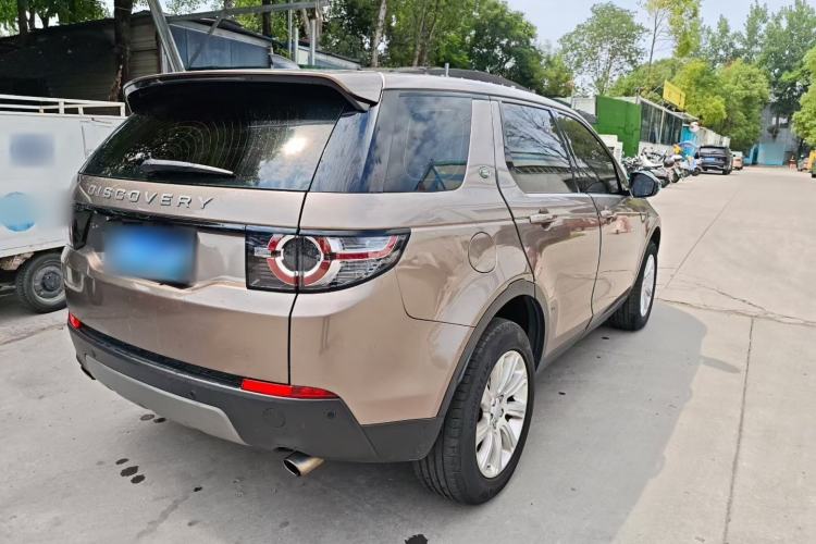 Used Land Rover Discovery Sport 2017 2.0T SE Exterior 8