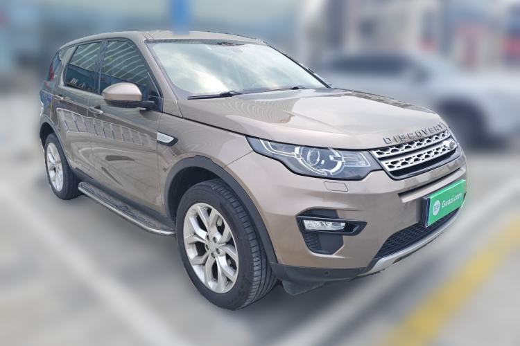 Used Land Rover Discovery Sport 2017 2.0T HSE Front Right 45 Deg