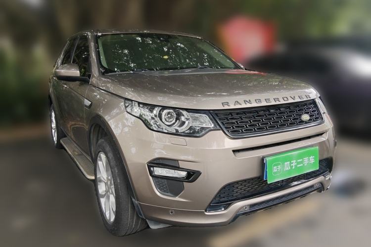 Used Land Rover Discovery Sport 2017 2.0T HSE Front Right 45 Deg
