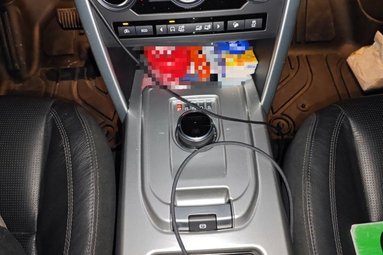 Used Land Rover Discovery Sport 2017 2.0T SE Gear Lever